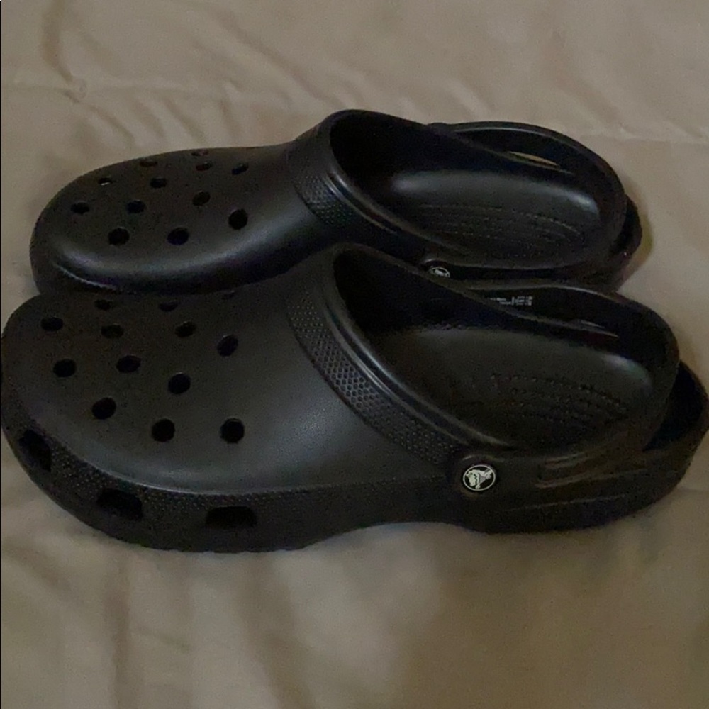Black Crocs